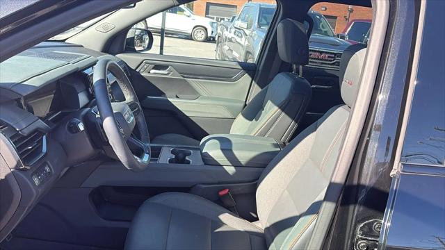 2024 GMC Acadia AWD AT4