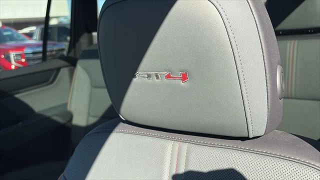 2024 GMC Acadia AWD AT4