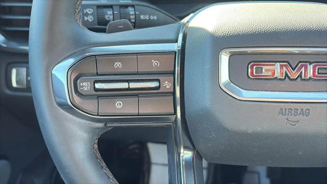 2024 GMC Acadia AWD AT4