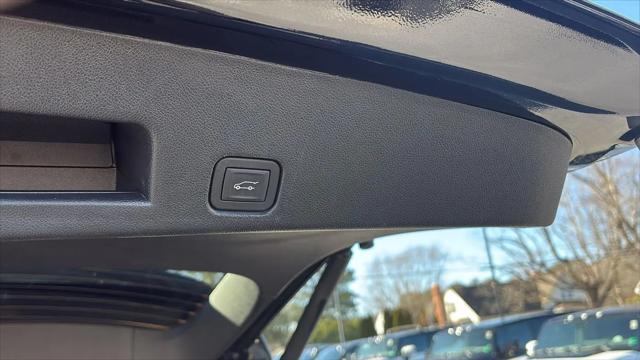 2024 GMC Acadia AWD AT4