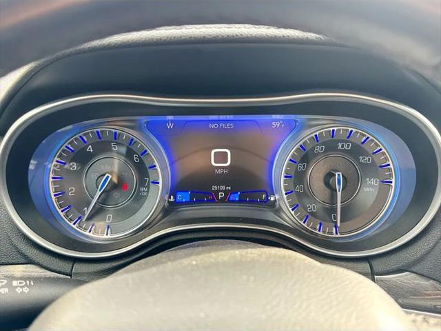 2022 Chrysler 300 Touring