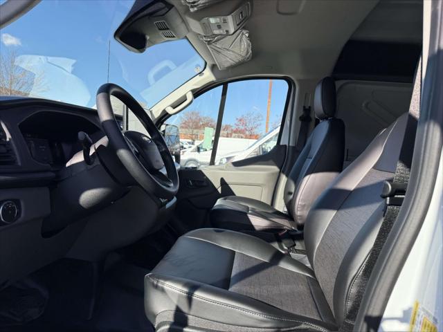 2026 Ford Transit Cargo Van Base