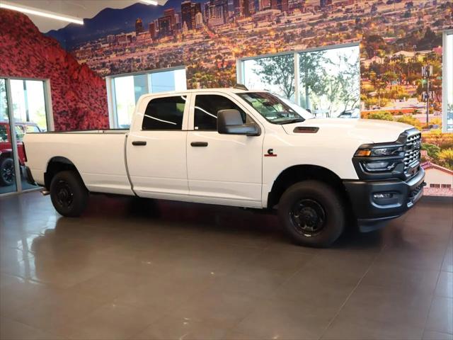 2025 Ram 2500 Tradesman Crew Cab 4x2 8 Box