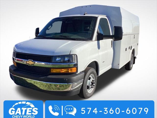 2025 Chevrolet Express Cutaway Work Van