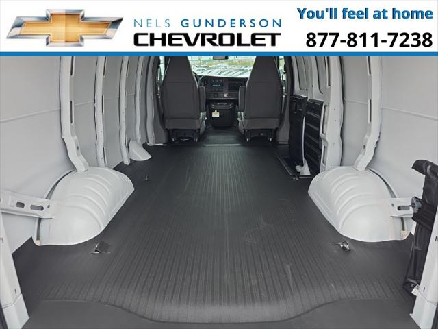 2025 Chevrolet Express Cargo Van RWD 2500 Regular Wheelbase WT