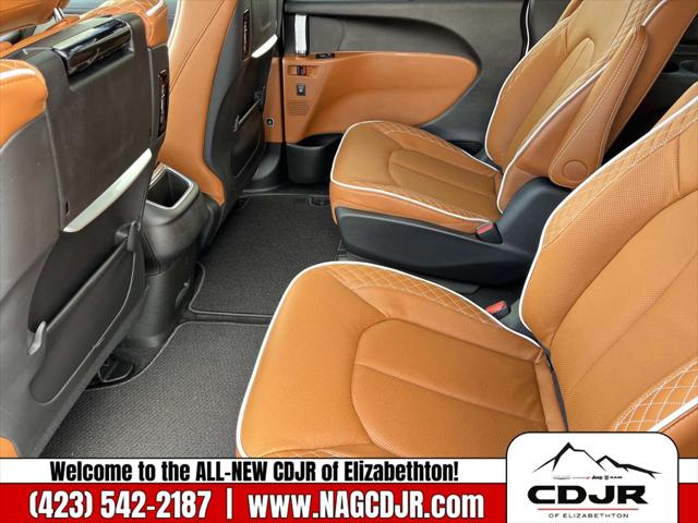 2026 Chrysler Pacifica Pinnacle AWD