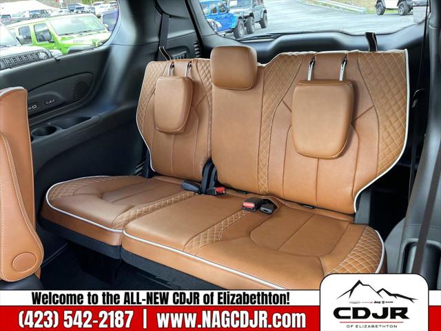2026 Chrysler Pacifica Pinnacle AWD
