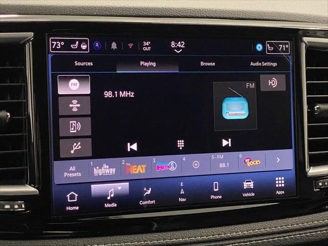 2026 Chrysler Pacifica Limited AWD