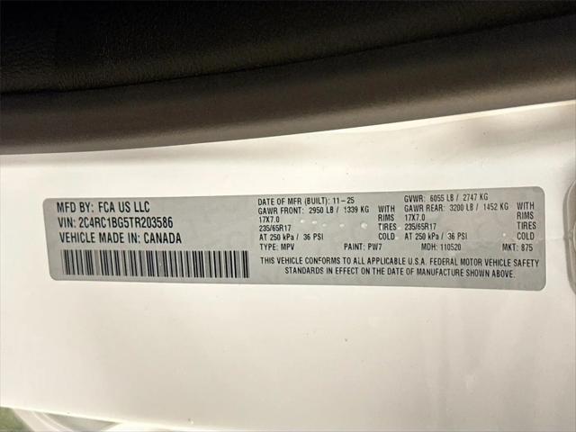 2026 Chrysler Pacifica Select
