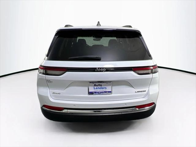 2023 Jeep Grand Cherokee Laredo 4x4