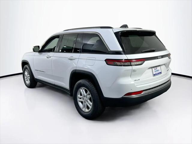 2023 Jeep Grand Cherokee Laredo 4x4