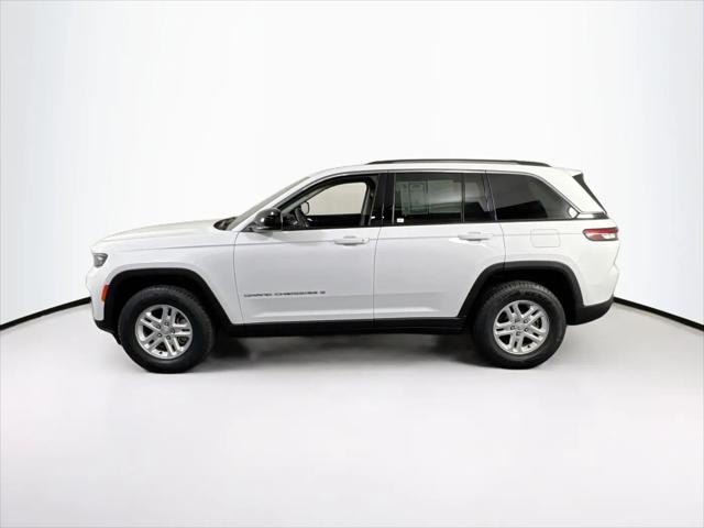 2023 Jeep Grand Cherokee Laredo 4x4