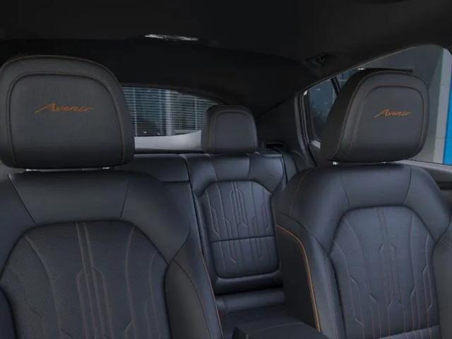 2026 Buick NV Avenir FWD