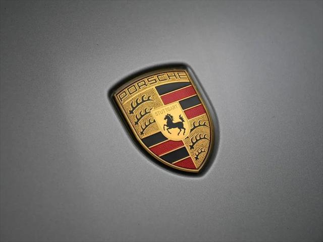 2024 Porsche 911 Carrera GTS Cabriolet