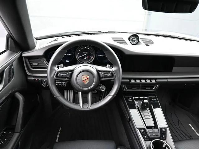 2024 Porsche 911 Carrera GTS Cabriolet