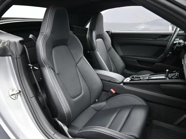 2024 Porsche 911 Carrera GTS Cabriolet