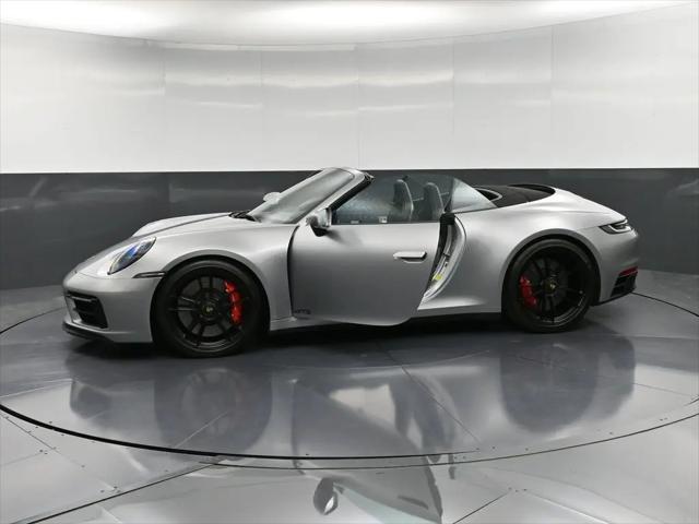 2024 Porsche 911 Carrera GTS Cabriolet