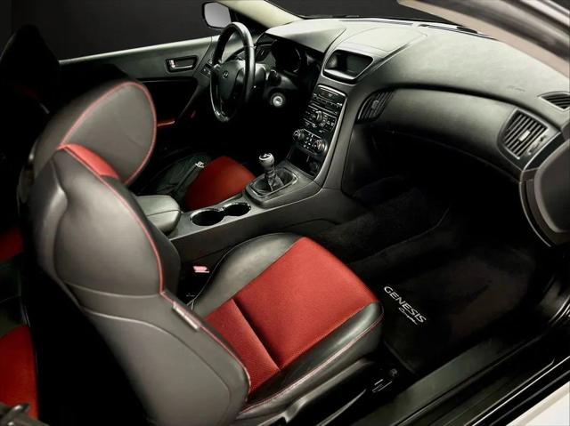 2011 Hyundai Genesis Coupe 3.8 R-Spec