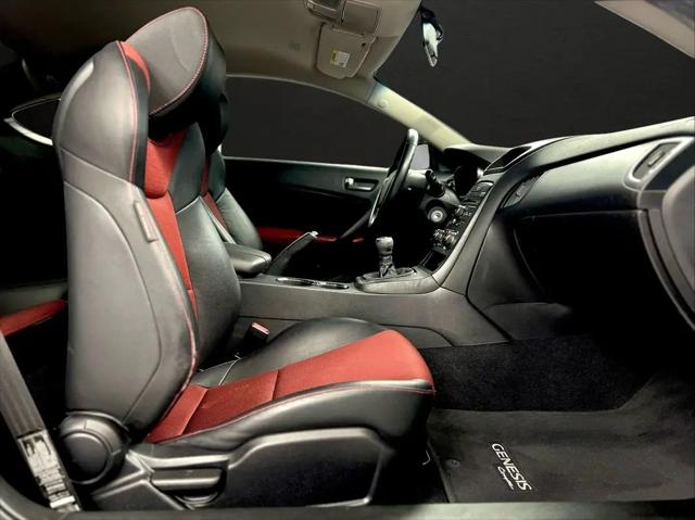 2011 Hyundai Genesis Coupe 3.8 R-Spec