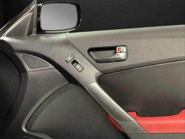 2011 Hyundai Genesis Coupe 3.8 R-Spec