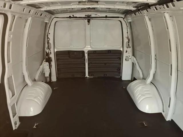 2025 Chevrolet Express Cargo Van RWD 2500 Regular Wheelbase WT