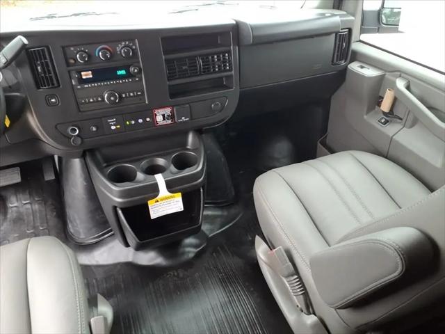 2025 Chevrolet Express Cargo Van RWD 2500 Regular Wheelbase WT