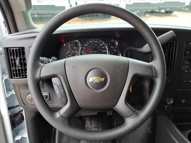 2025 Chevrolet Express Cargo Van RWD 2500 Regular Wheelbase WT