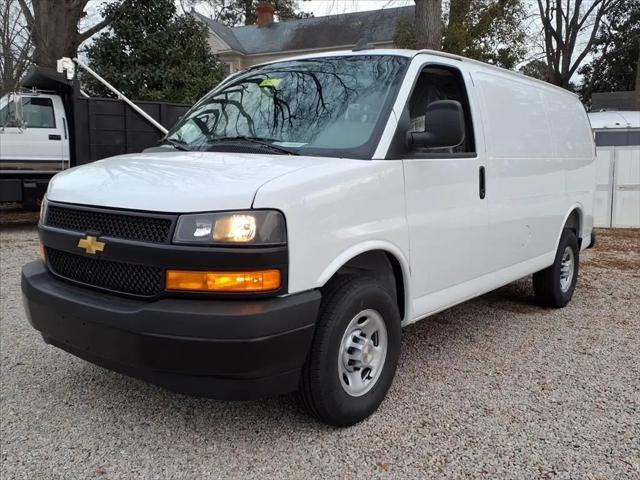 2025 Chevrolet Express Cargo Van RWD 2500 Regular Wheelbase WT