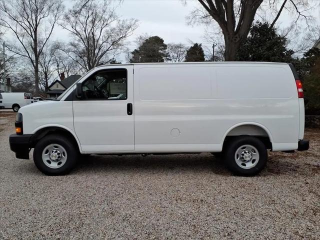2025 Chevrolet Express Cargo Van RWD 2500 Regular Wheelbase WT