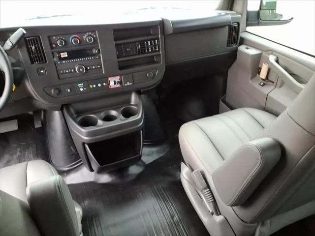 2025 Chevrolet Express Cargo Van RWD 2500 Regular Wheelbase WT