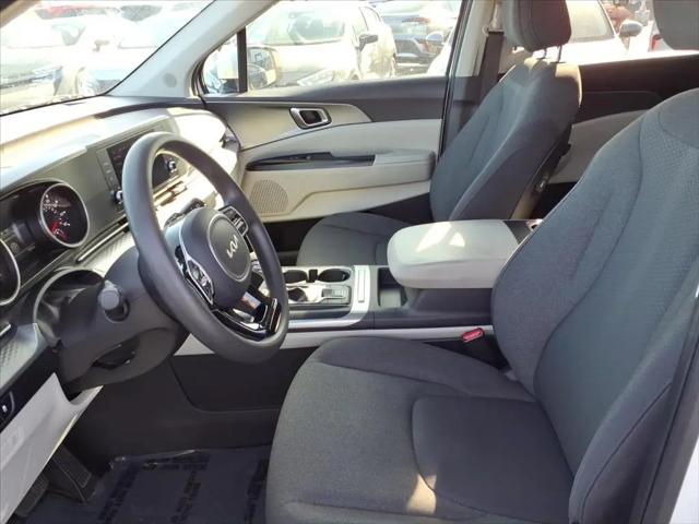 2024 Kia Carnival MPV LX