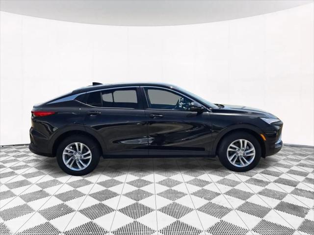 2026 Buick NV Preferred FWD