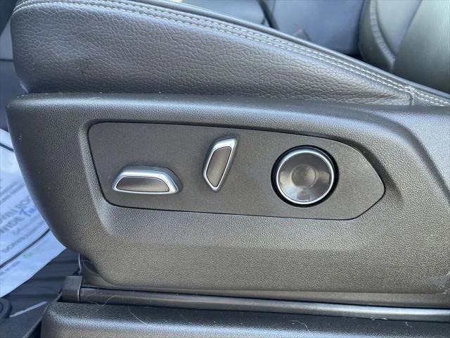 2024 GMC Yukon 4WD Denali