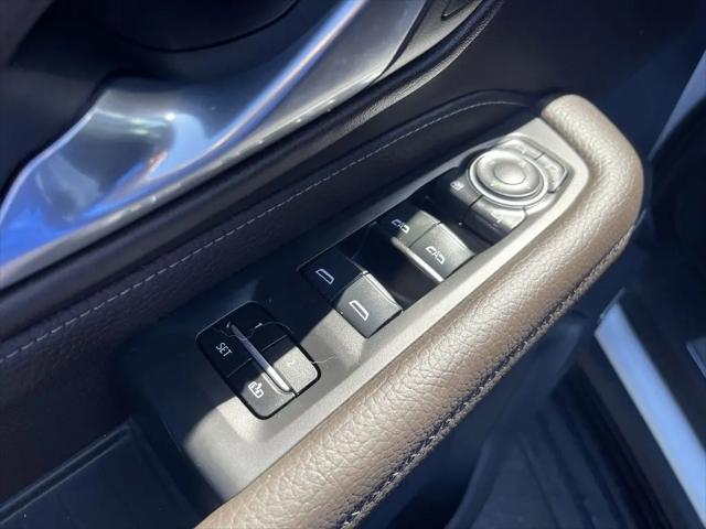 2024 GMC Yukon 4WD Denali
