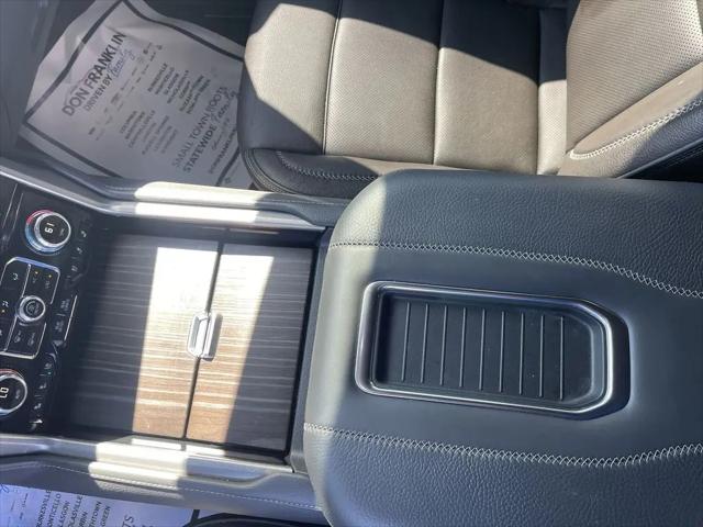 2024 GMC Yukon 4WD Denali