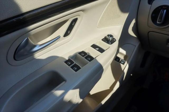 2013 Volkswagen Eos Executive