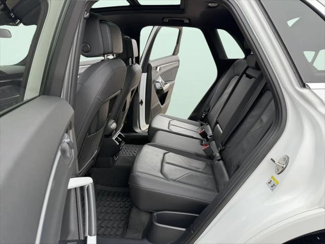 2021 Audi Q3 S line Premium