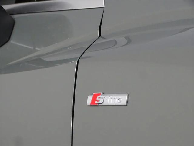 2024 Audi Q3 Premium Plus 45 TFSI S line quattro Tiptronic