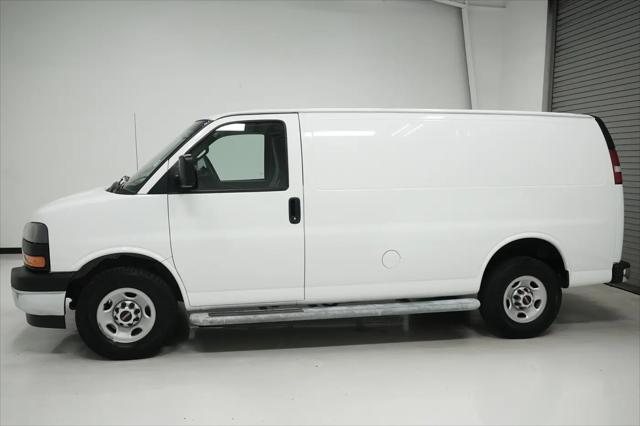 2017 GMC Savana 2500 Work Van