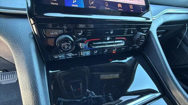 2025 Jeep Grand Cherokee L Limited 4x4
