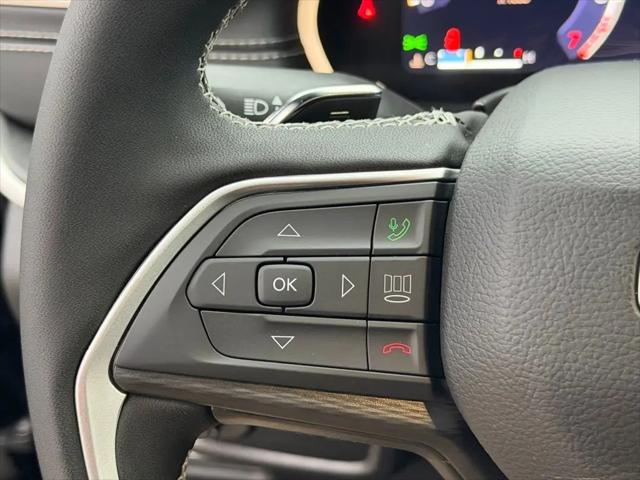 2025 Jeep Grand Cherokee L Altitude 4x4