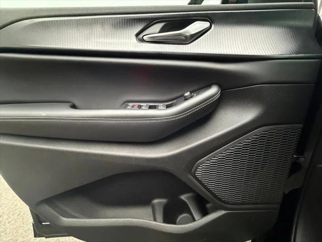 2025 Jeep Grand Cherokee L Altitude 4x4