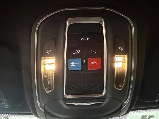2025 Jeep Grand Cherokee L Altitude 4x4