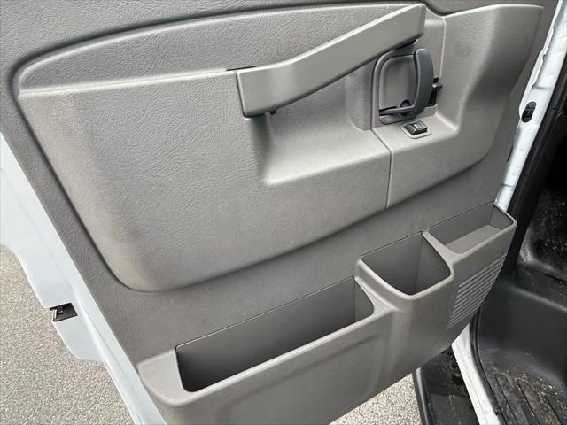 2019 GMC Savana 2500 Work Van