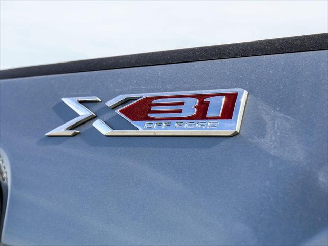 2026 GMC Sierra 2500HD Crew Cab, Standard Bed, SLE, 4WD