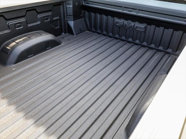 2026 GMC Sierra 2500HD Crew Cab, Standard Bed, SLE, 4WD
