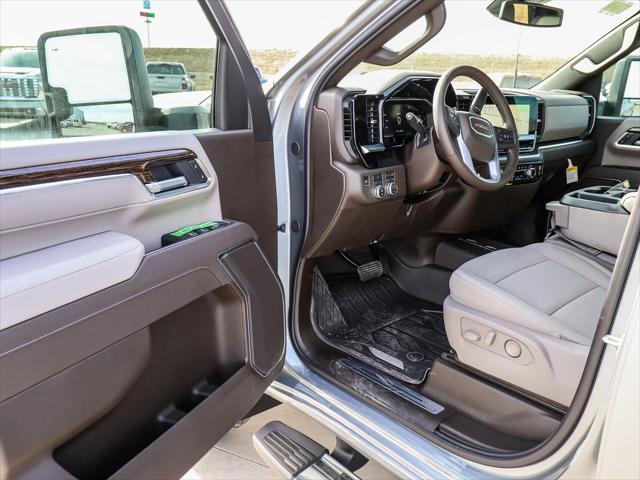 2026 GMC Sierra 2500HD Crew Cab, Standard Bed, SLE, 4WD