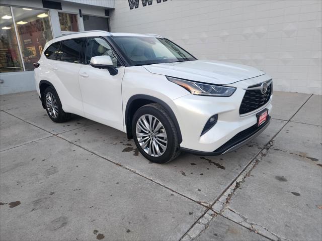 2024 Toyota Highlander Platinum