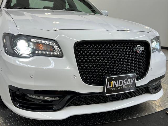 2023 Chrysler 300 300C 2023 Chrysler 300 300C