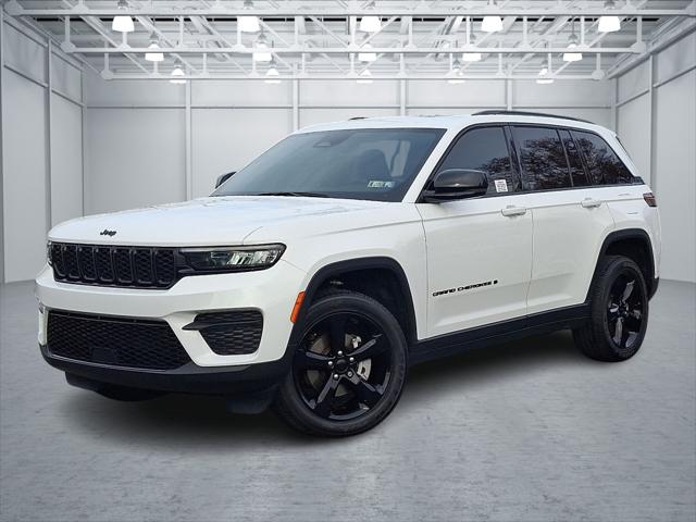 2023 Jeep Grand Cherokee Altitude 4x4 2023 Jeep Grand Cherokee Altitude 4x4